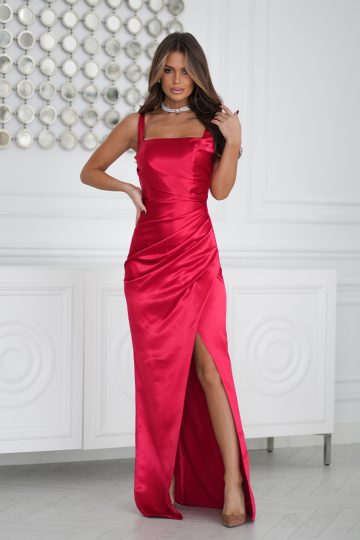 Długa Czerwona Suknia z Gorsetowym Sznurowaniem i Dekoltem Caro 339-02 Sukienki dopasowane