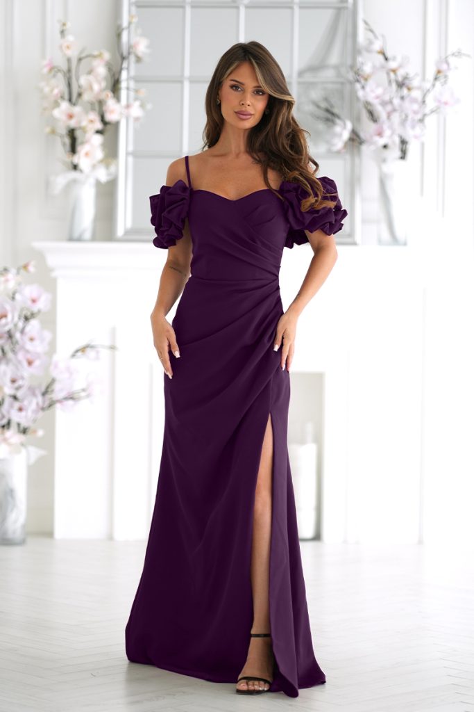 Sukienka Maxi Z Kwiatowym Zdobieniem Wokół Ramion W Kolorze Camelu 350-22 + SIZE 9